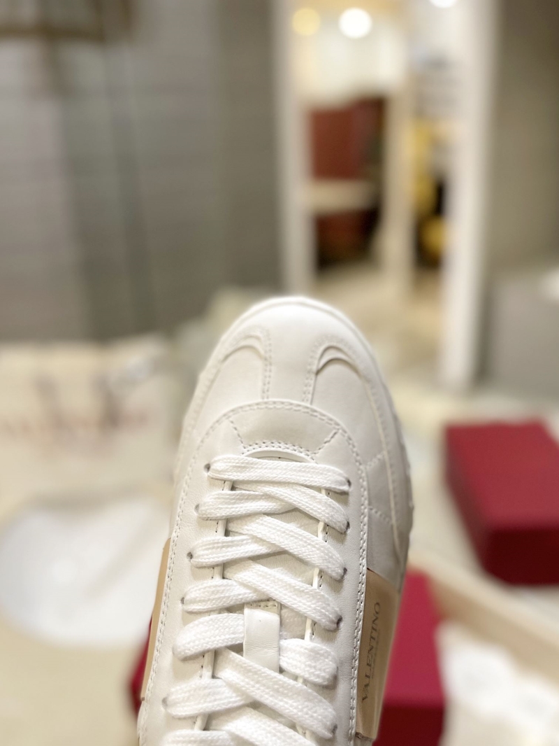 Valentino Sneakers